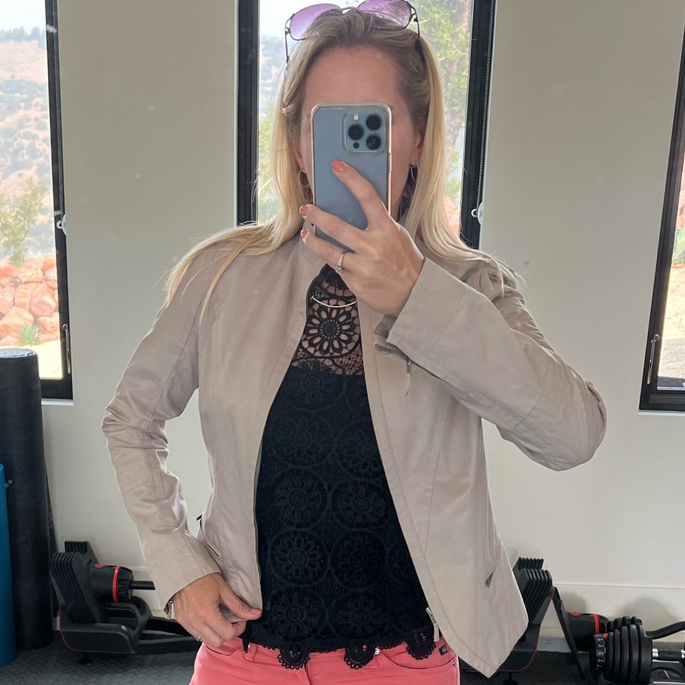 Banana Republic Stylish Stitch Light Jacket